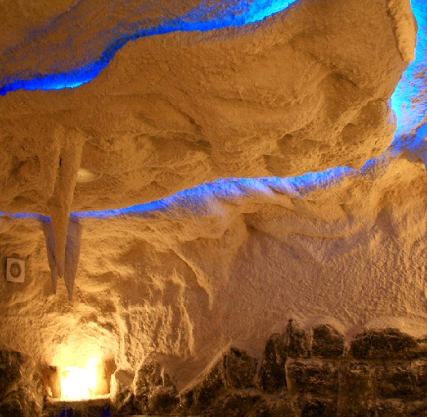 Salt room