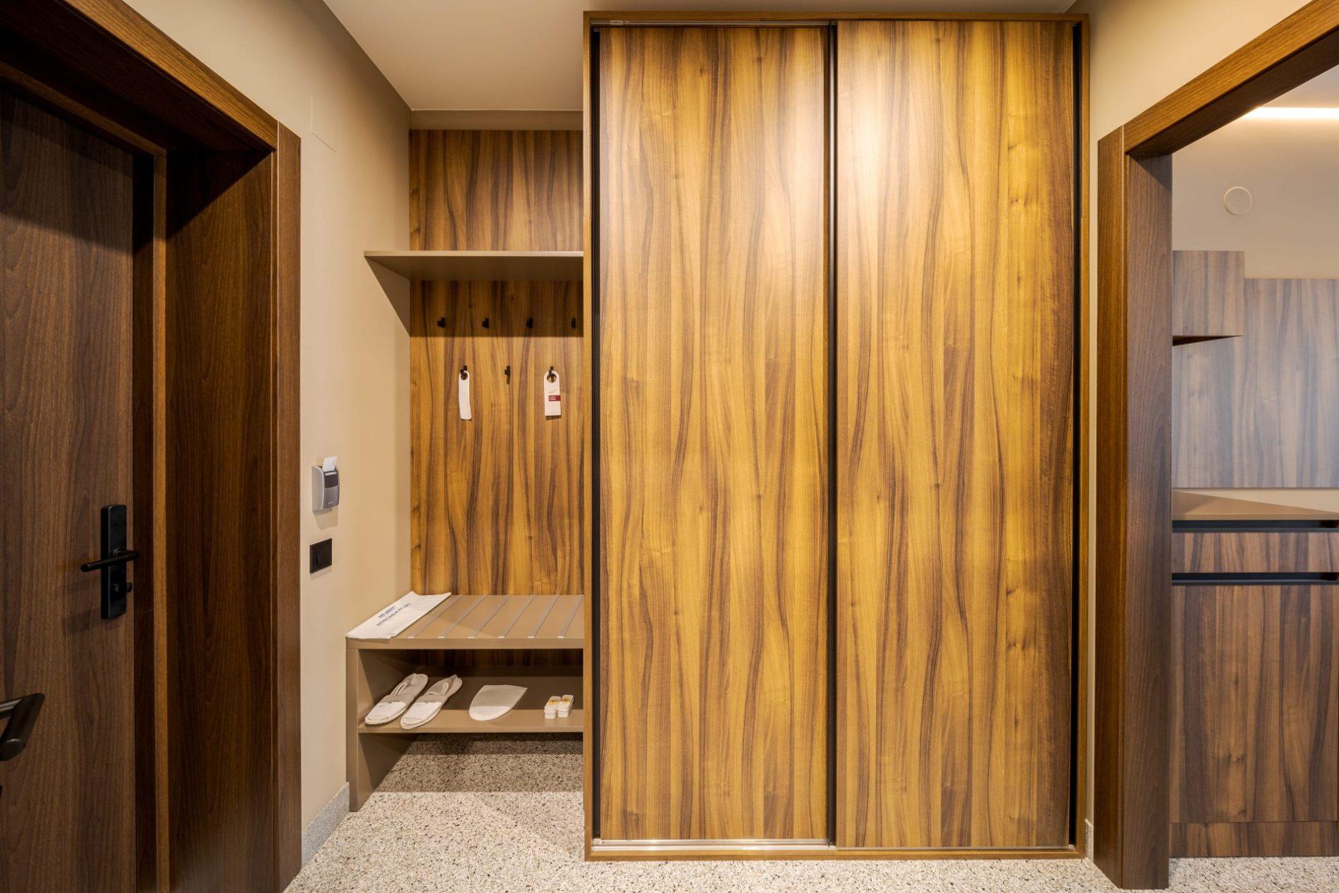 One-room junior suite — photo 8