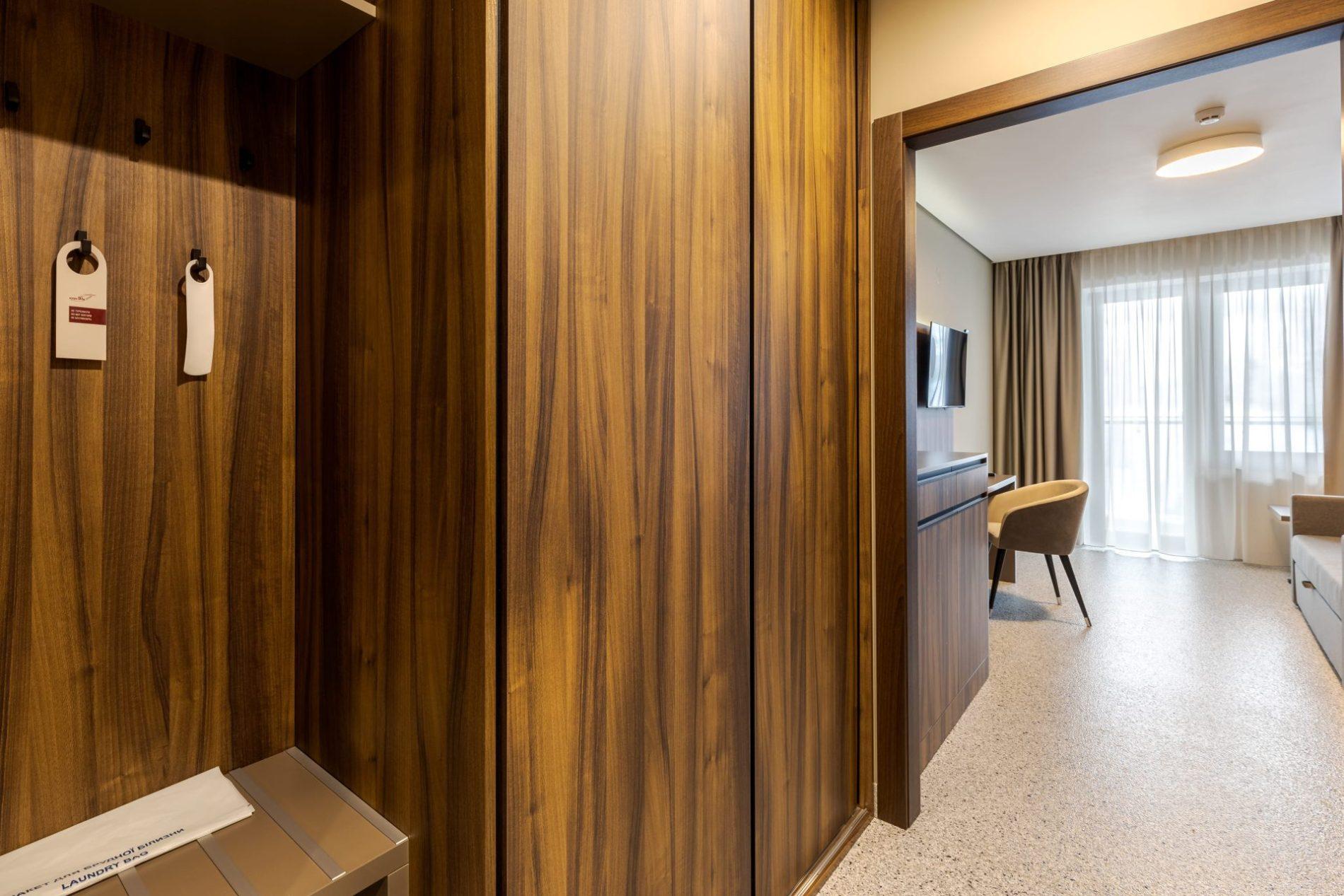 Two-room suite — photo 13